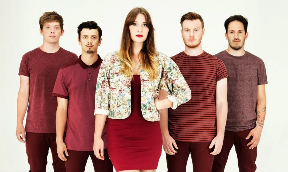 Fotografía promocional de Concierto de Fickle Friends en Plymouth