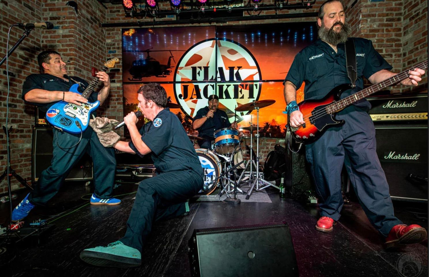 Fotografia promocional de Flak Jacket.
