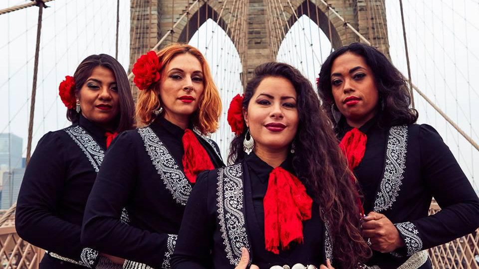 Promofoto von Concierto de Flor de Toloache en Albuquerque.