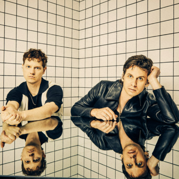 Promofoto von Foster the People.