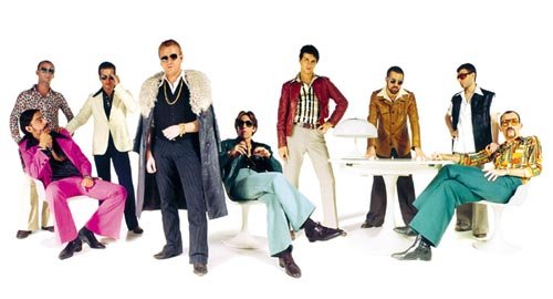 Fotografía promocional de Fundación Tony Manero