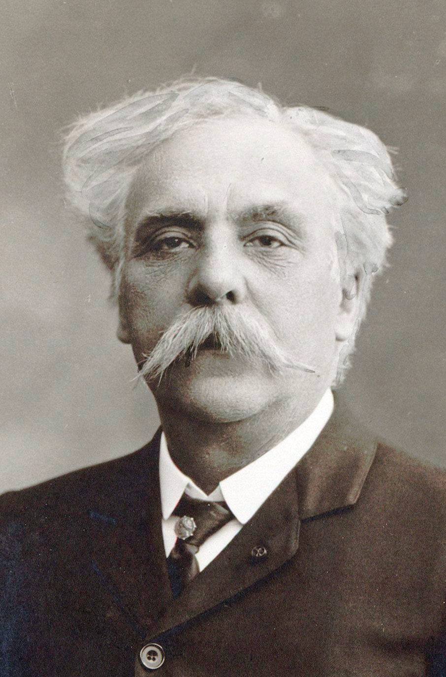 Fotografía promocional de Gabriel Fauré
