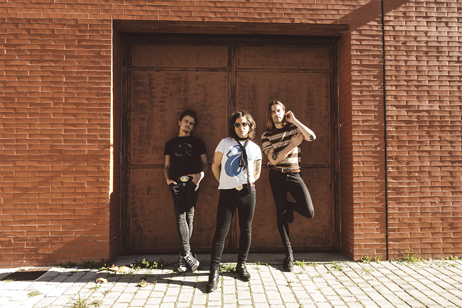 Promotional photograph of Gallos.