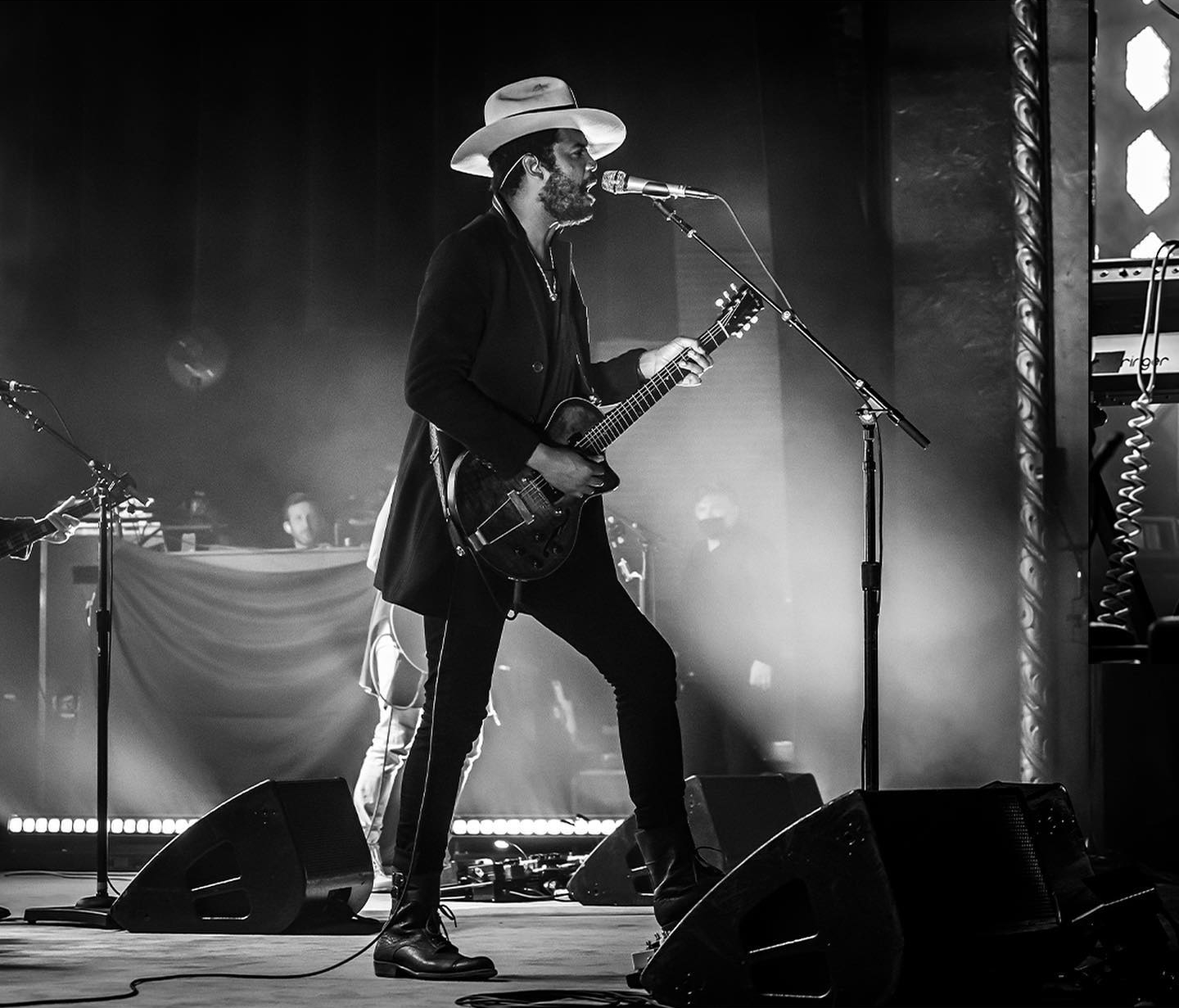 Fotografia promocional de Gary Clark Jr..