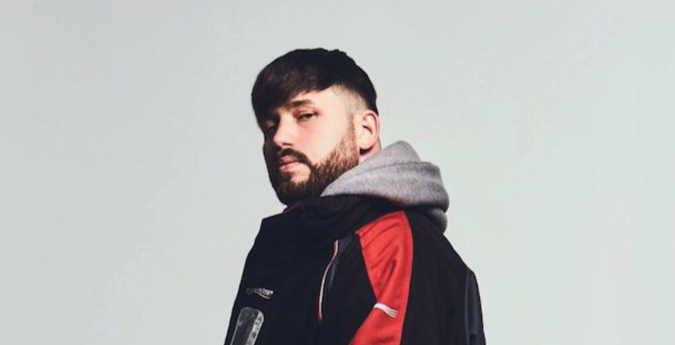 Promotional photograph of Gashi.