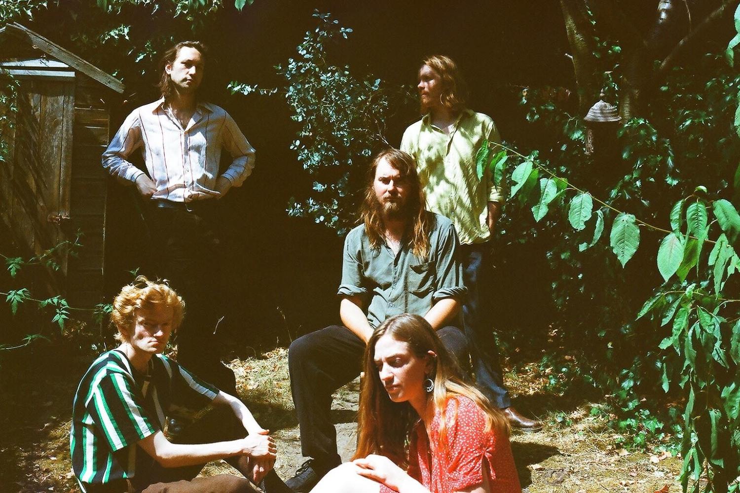 Fotografía promocional de Gently Tender