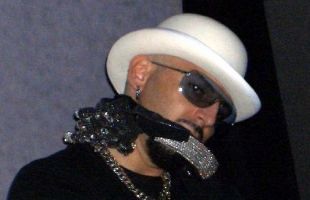 Fotografía promocional de Gigi D'Agostino