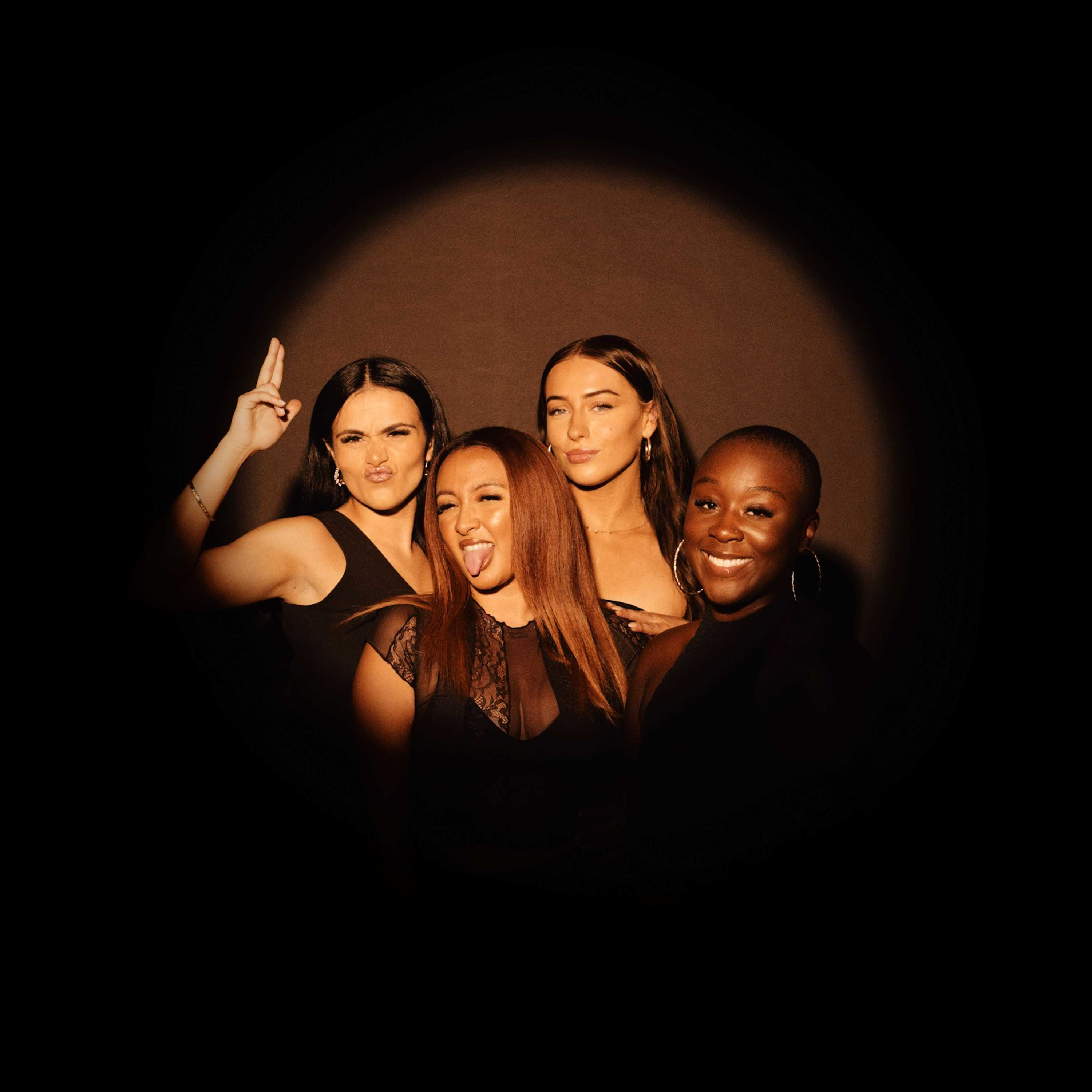 Fotografía promocional de Girls Don't Sync