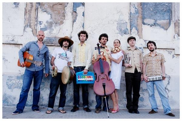 Fotografía promocional de Giulia y los Tellarini