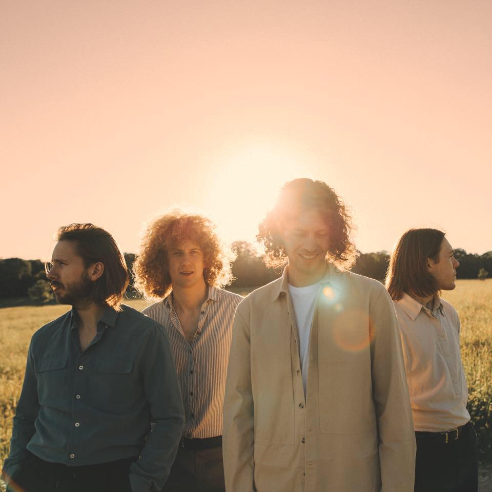 Fotografía promocional de Glass Caves