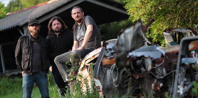 Promotional photograph of Glowsun.