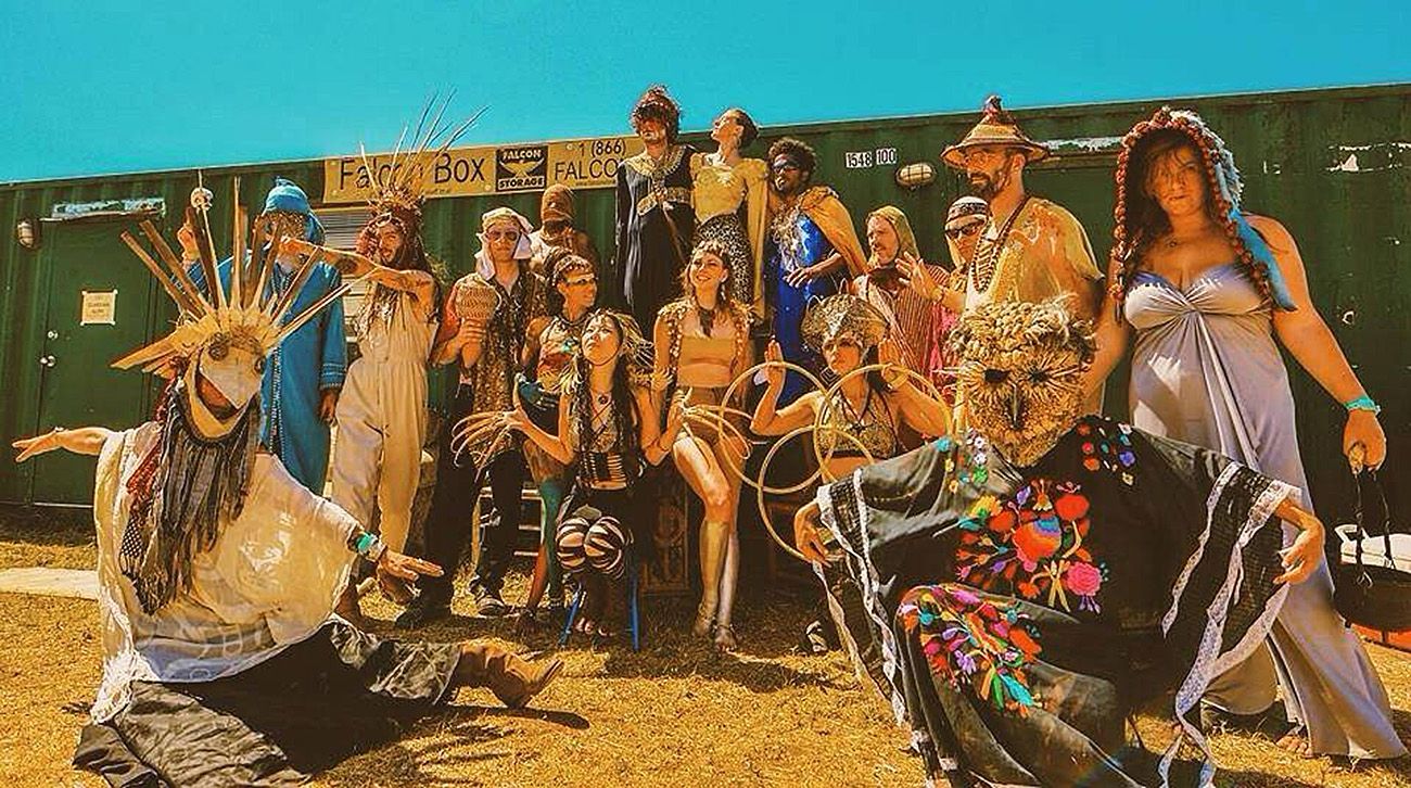 Fotografía promocional de Golden Dawn Arkestra