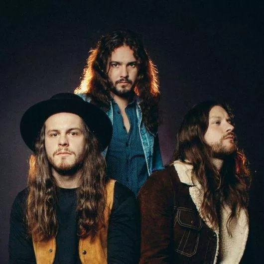 Fotografía promocional de Goodbye June