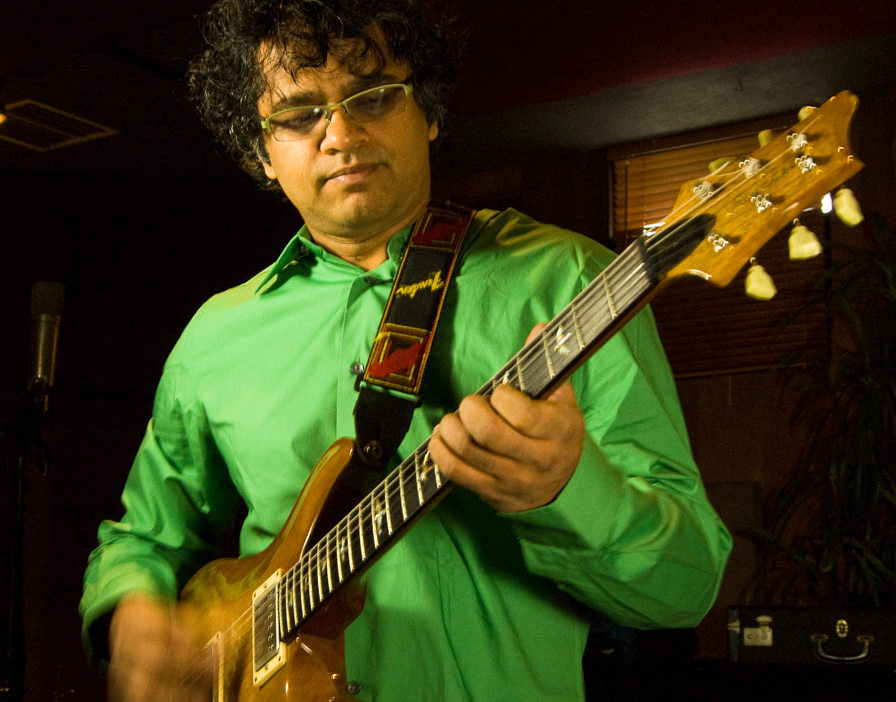 Fotografia promocional de Guitar Prasanna.