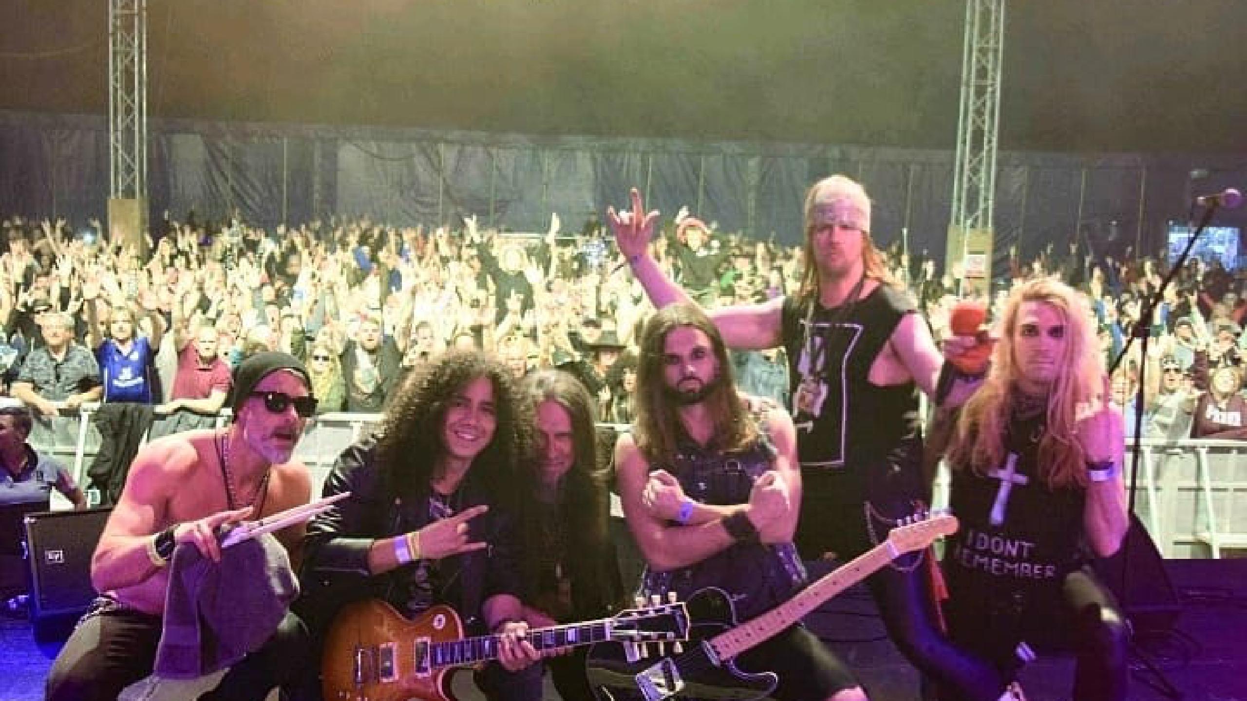 Fotografía promocional de Concierto de Guns 2 Roses en Swansea