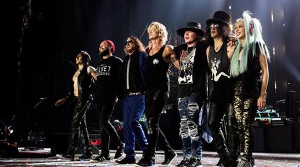 Guns N Roses concert in Wellington