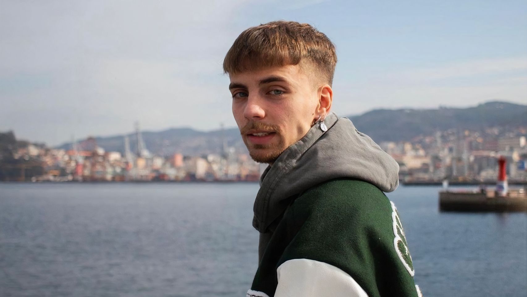 Fotografía promocional de Guzmen