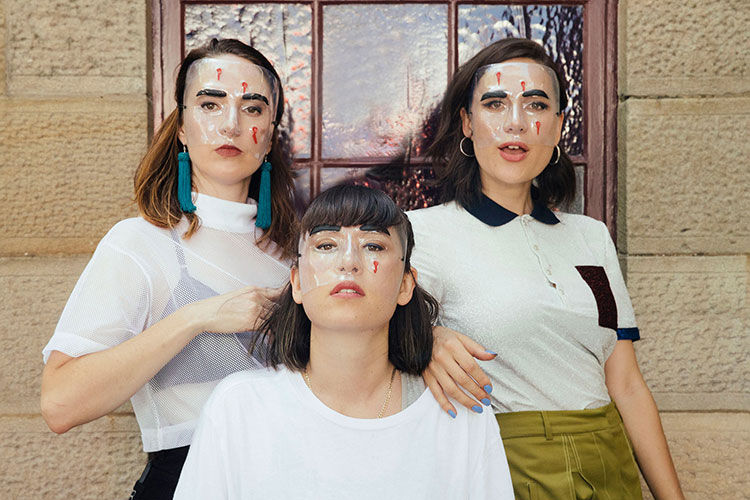 Fotografía promocional de Haiku Hands