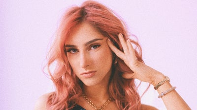 Fotografia promocional de Haley Gold.