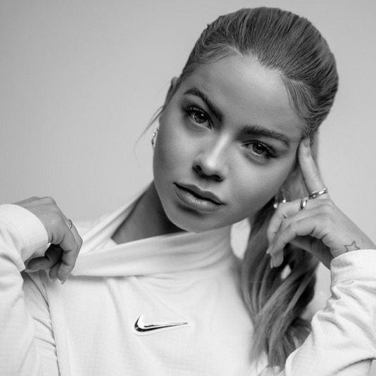 Promofoto von Harriett Jaxxon.