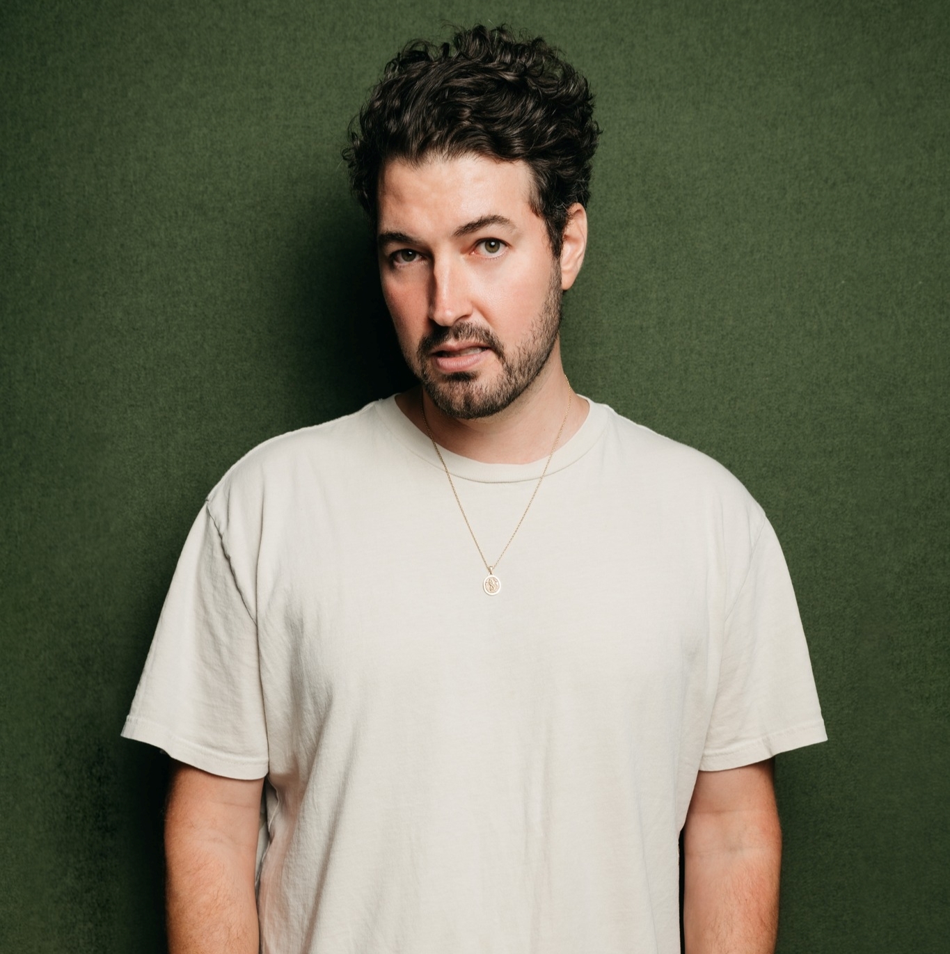 Fotografía promocional de Hayden James