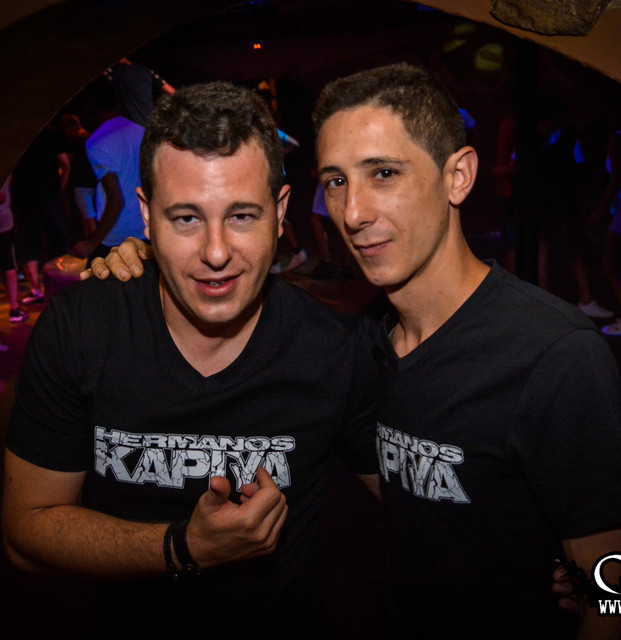 Fotografía promocional de Hermanos Kapiya