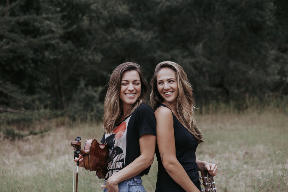 Fotografía promocional de Hilary & Kate