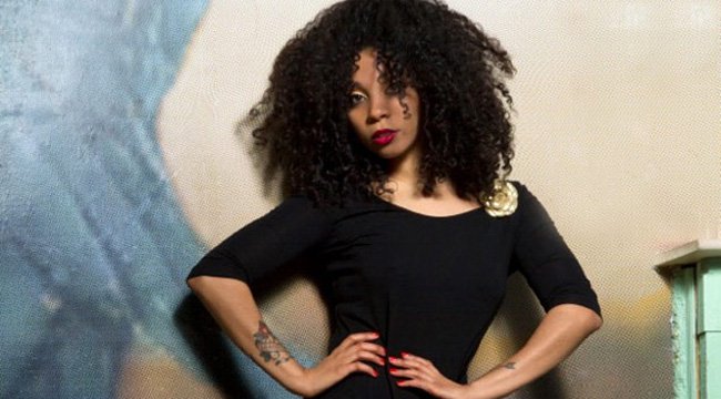 Fotografía promocional de Hollie Cook