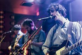 Fotografía promocional de Hooton Tennis Club