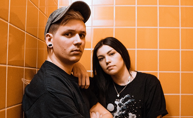 Promofoto von Concierto de Hot Milk en Glasgow.