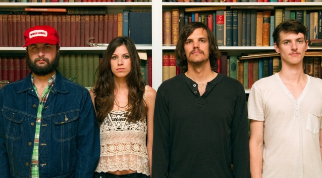 Fotografía promocional de Concierto de Houndmouth en Dewey Beach