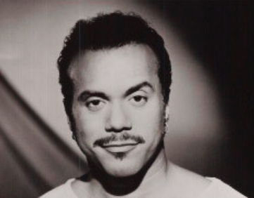 Fotografía promocional de Howard Hewitt