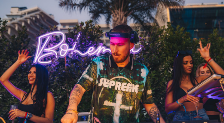 Fotografía promocional de Concierto de Hugel en Las Vegas