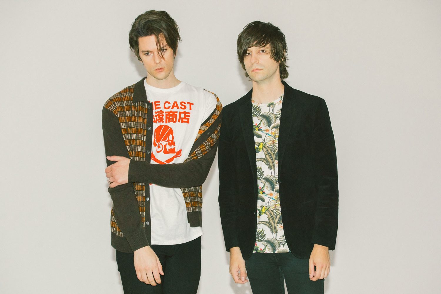 Promotional photograph of iDKHOW.