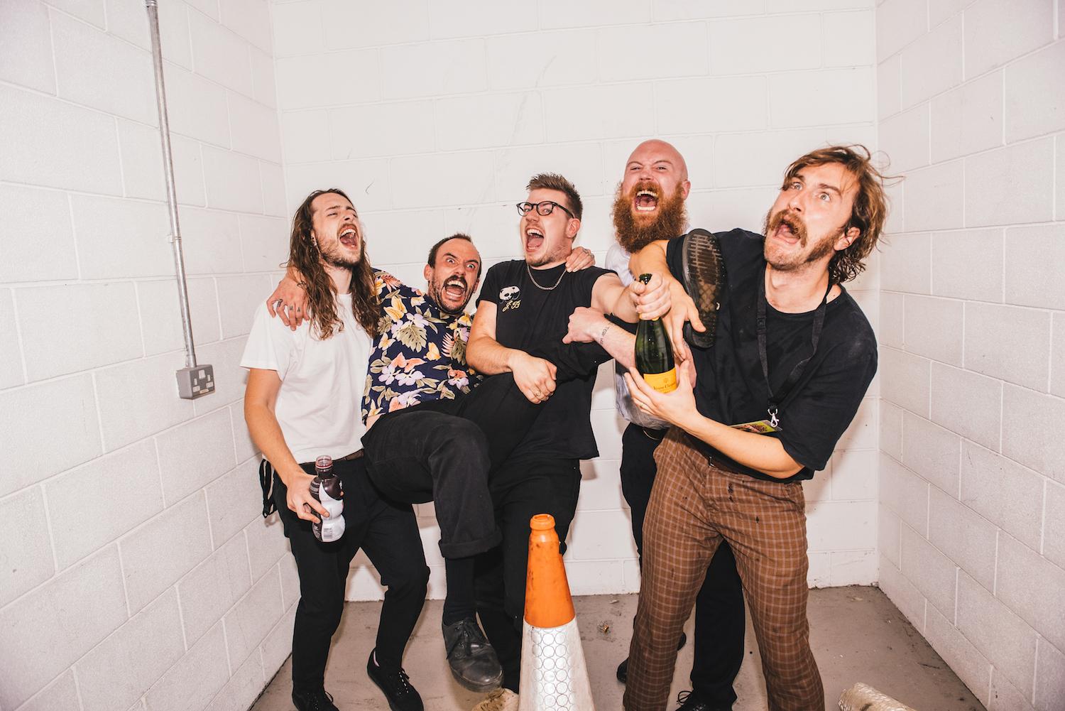 Fotografía promocional de Idles