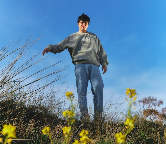 Fotografía promocional de Iñigo Quintero