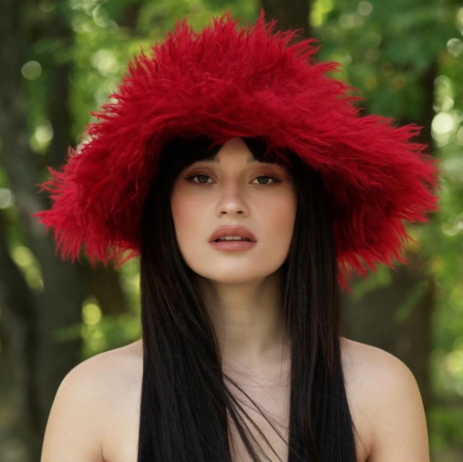 Fotografia promozionale di Irina Rimes.