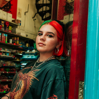 Fotografía promocional de Issey Cross