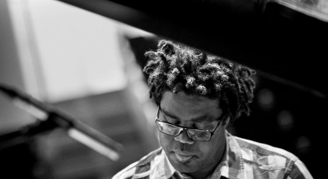 Promofoto von Ivan Melon Lewis.