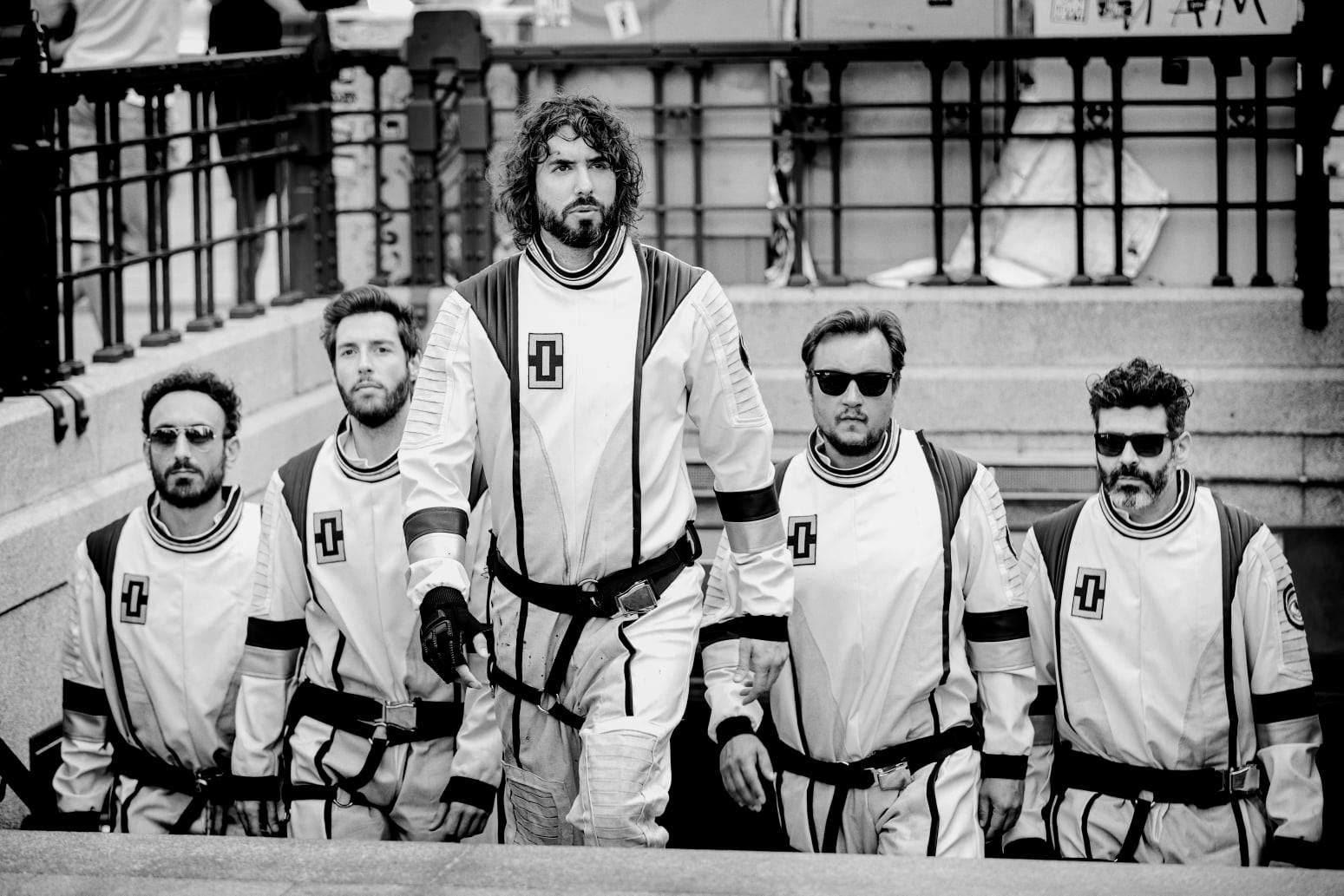 Fotografía promocional de IZAL