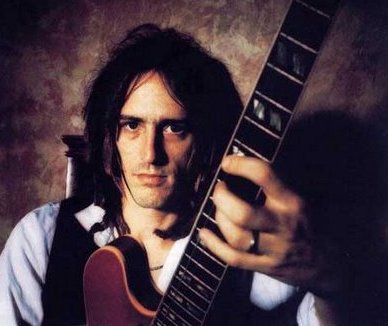 Fotografía promocional de Izzy Stradlin