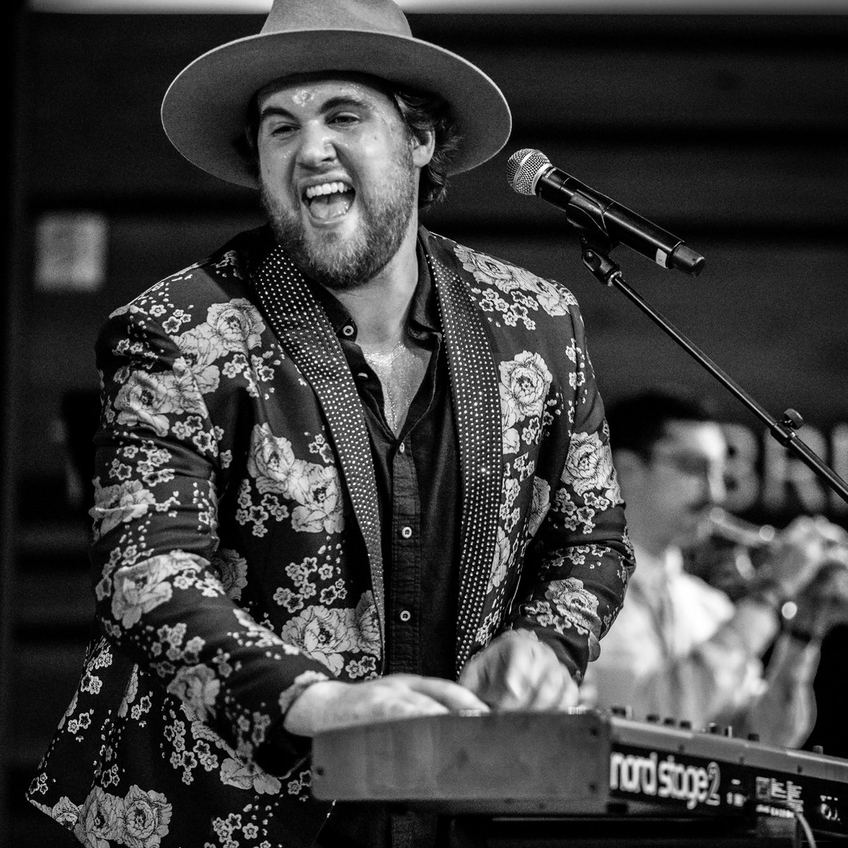 Promotional photograph of Concierto de J and The Causeways en Boulder.