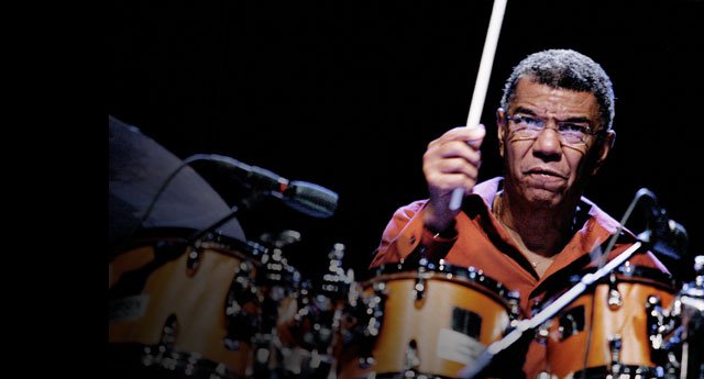 Fotografia promocional de Jack DeJohnette.