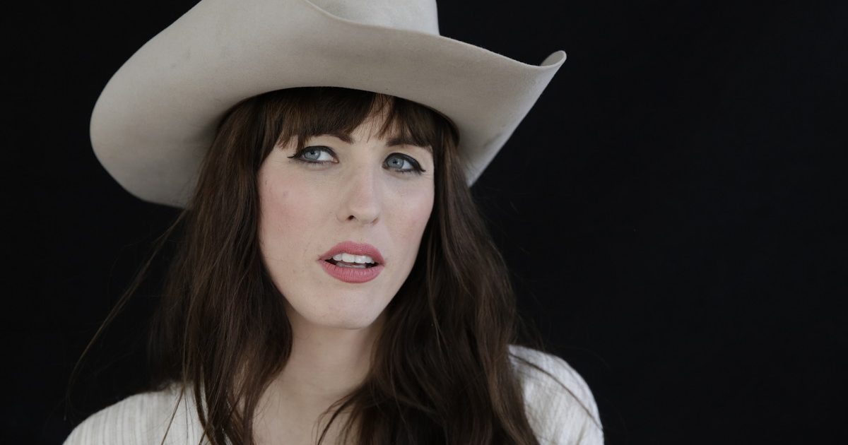 Promofoto von Concierto de Jaime Wyatt en Washington.