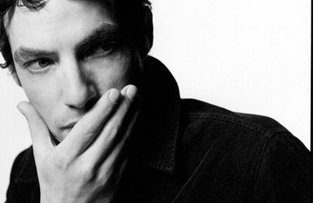 Promotional photograph of Jakob Dylan.