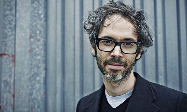 Promotional photograph of James Rhodes.