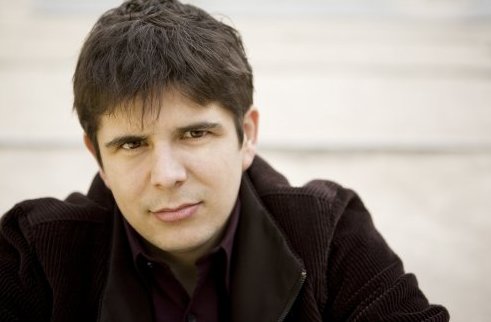 Fotografía promocional de Concierto de Orquesta de Valencia + Javier Perianes en Valencia