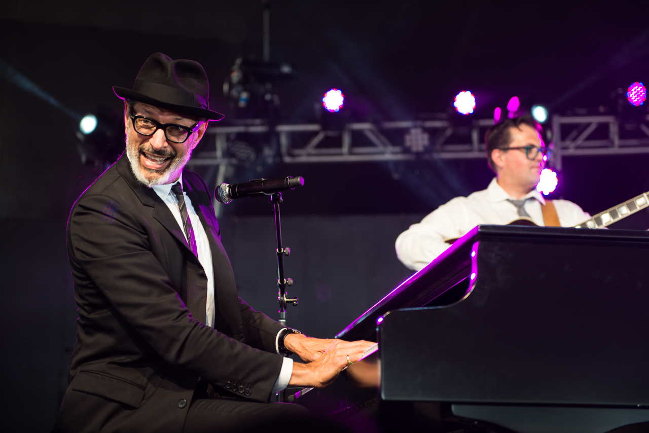 Jeff Goldblum and the Mildred Snitzer Orchestra concert in Houston