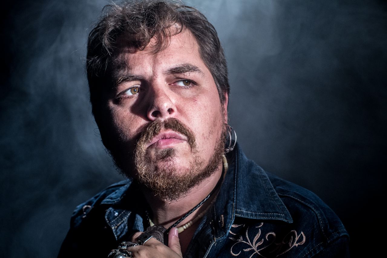 Fotografía promocional de Jimmy Barnatán