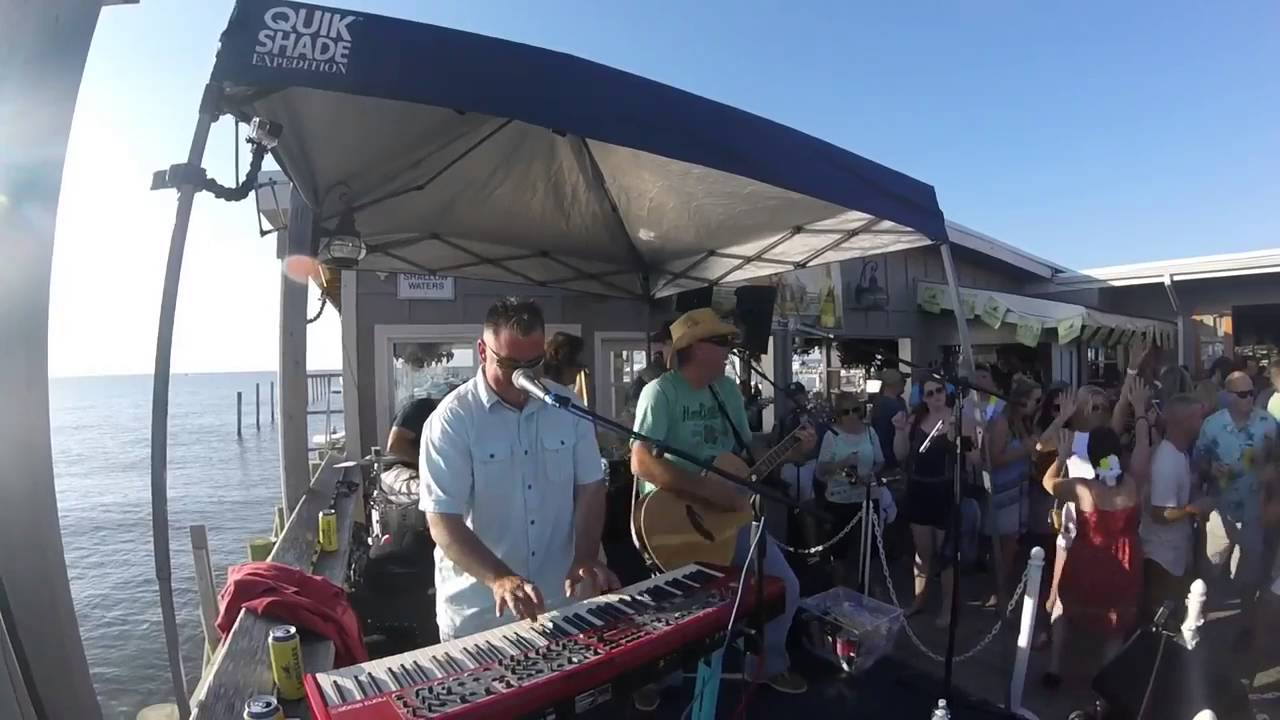 Promotional photograph of Concierto de Jimmy Kenny and The Pirate Beach Band en Salisbury.